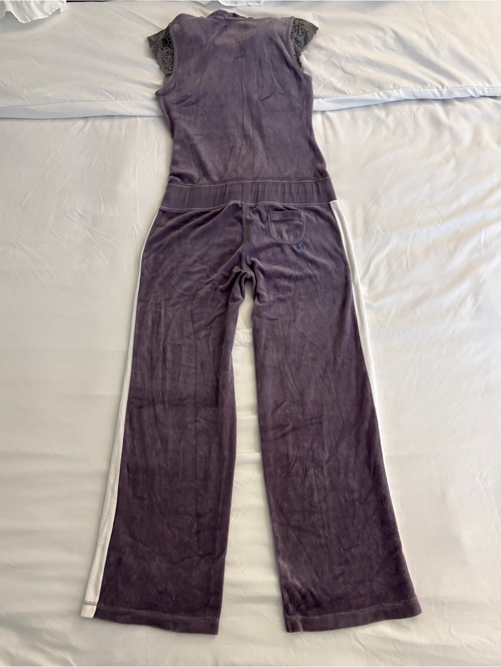 JLo Gray Velour Hooded Jumpsuit Y2K Lace Trim Zip Up Side Stripe Vintage 2000s - Picture 5 of 10
